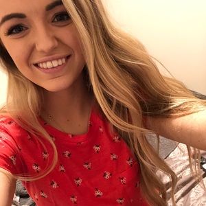 Meet your Posher, Macey